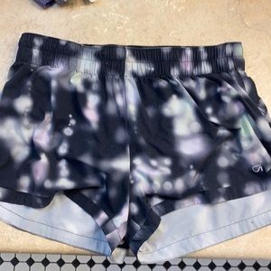 GapFit Active Shorts